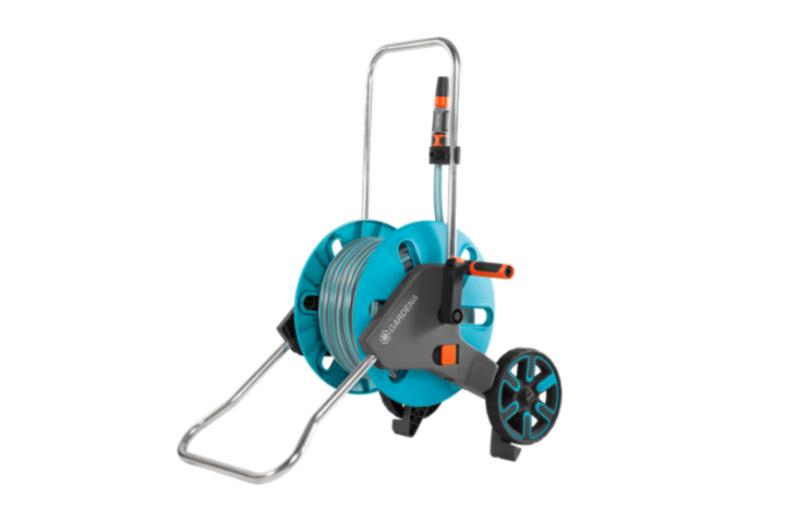 Купити Візок для шланга Gardena AquaRoll M Set + комплект для полива, 20 м (18513-20.000.00). Офіційний магазин Хускварна Україна, фірмова гарантія з доставкою по Украіні