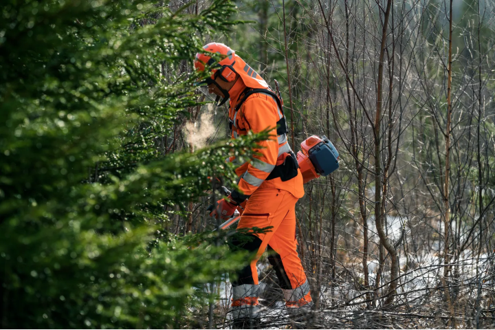 Купити Захист шиї для шоломів Husqvarna Technical (5817543-01). Офіційний магазин Хускварна Україна, фірмова гарантія з доставкою по Украіні