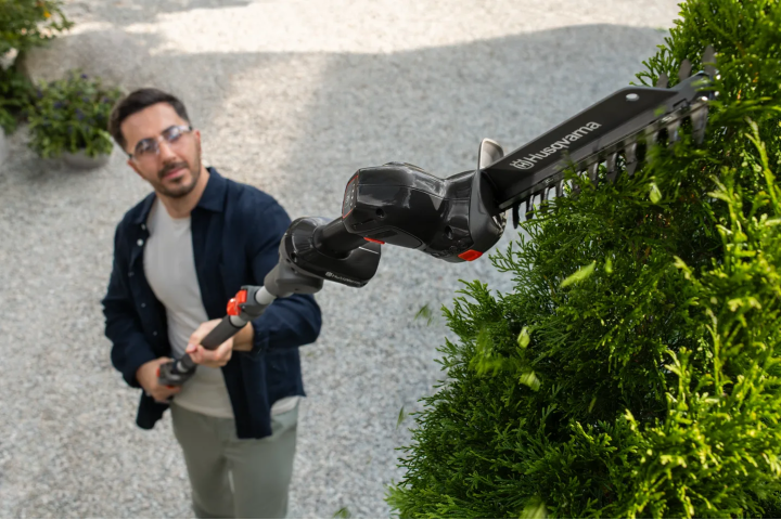 Купити Ножиці акумуляторні Husqvarna Aspire S20-P4A+штанга KIT (АКБ+ЗП) (9707167-04). Офіційний магазин Хускварна Україна, фірмова гарантія з доставкою по Украіні