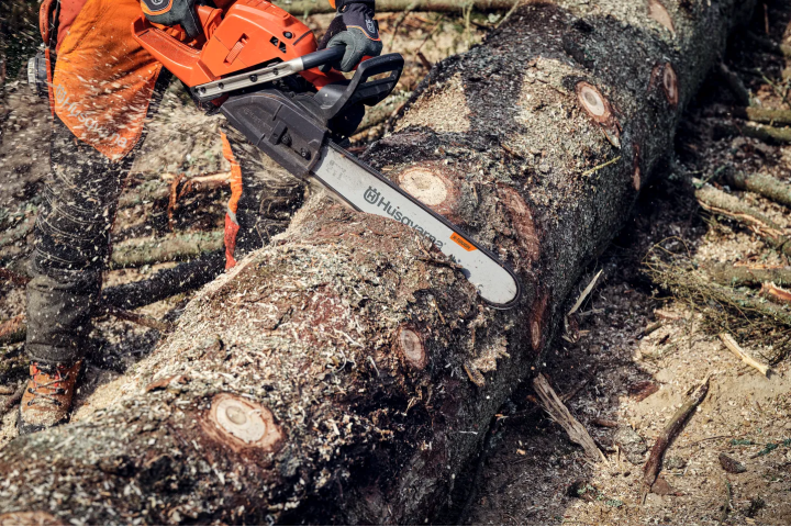 Купить Цепь X-CUT S85 18"/45см 3/8" 1.5мм 68DL (5855491-68). Официальный магазин Хускварна Украина, фирменная гарантия с доставкой по Украине.