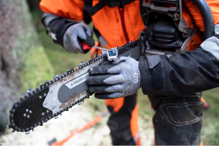 Купити Рукавиці Husqvarna Technical Grip, розмір 12 (5298803-12). Офіційний магазин Хускварна Україна, фірмова гарантія з доставкою по Украіні