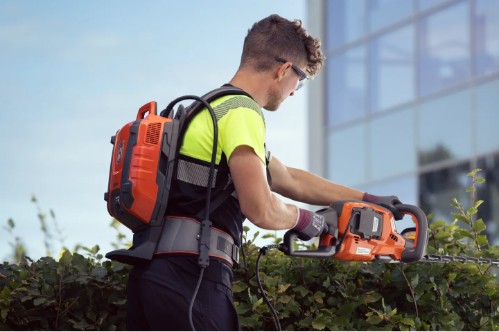 Купити Акумулятор Husqvarna BLi950X, 36 В, 31.1 Аг (9670932-01). Офіційний магазин Хускварна Україна, фірмова гарантія з доставкою по Украіні