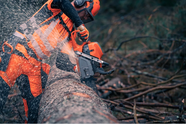 Купити Ланцюг X-CUT C85, 15"/38см, 3/8", 1.5мм, 56DL (5816266-56). Офіційний магазин Хускварна Україна, фірмова гарантія з доставкою по Украіні
