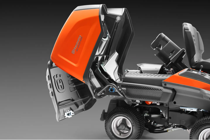 Купити Райдер Husqvarna RC 320Ts AWD (9706212-01). Офіційний магазин Хускварна Україна, фірмова гарантія з доставкою по Украіні