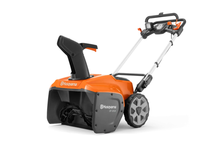 Купити Акумуляторний cнігоочисник Husqvarna ST 253i (9707891-01). Офіційний магазин Хускварна Україна, фірмова гарантія з доставкою по Украіні