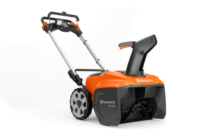 Купити Акумуляторний cнігоочисник Husqvarna ST 253i (9707891-01). Офіційний магазин Хускварна Україна, фірмова гарантія з доставкою по Украіні