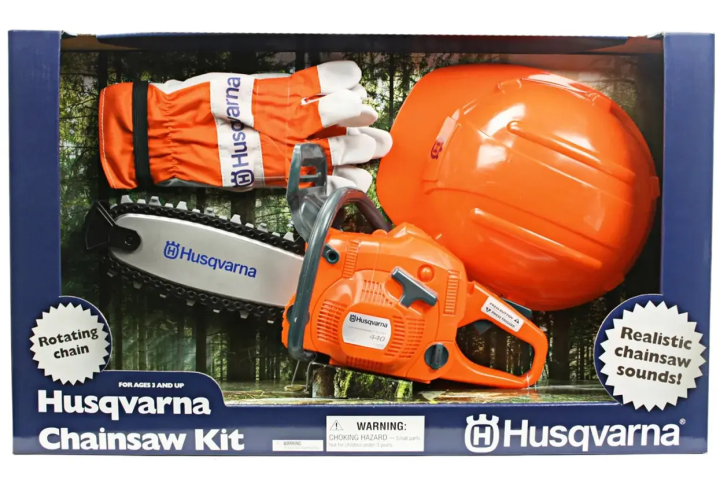 Купити Іграшкова Бензопила 440 Husqvarna в наборі (5864982-01). Офіційний магазин Хускварна Україна, фірмова гарантія з доставкою по Украіні