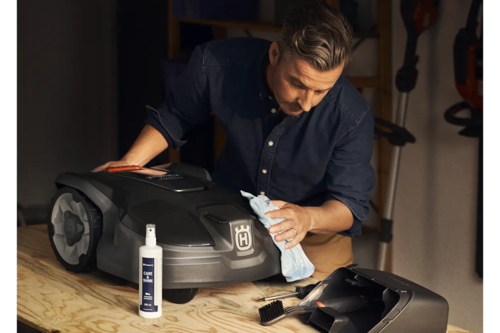 Купить Комплект для обслуживания робота Husqvarna (5908551-01). Официальный магазин Хускварна Украина, фирменная гарантия с доставкой по Украине.