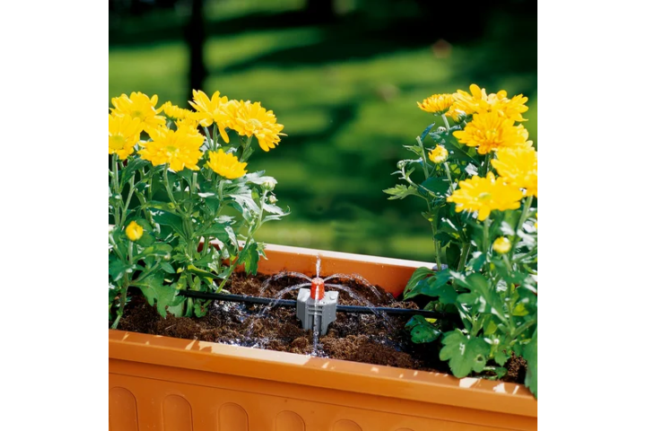 Купити Мікродощувач Gardena Micro-Drip-System 10-40 см (упаковка 10 од.) (08321-29.000.00). Офіційний магазин Хускварна Україна, фірмова гарантія з доставкою по Украіні