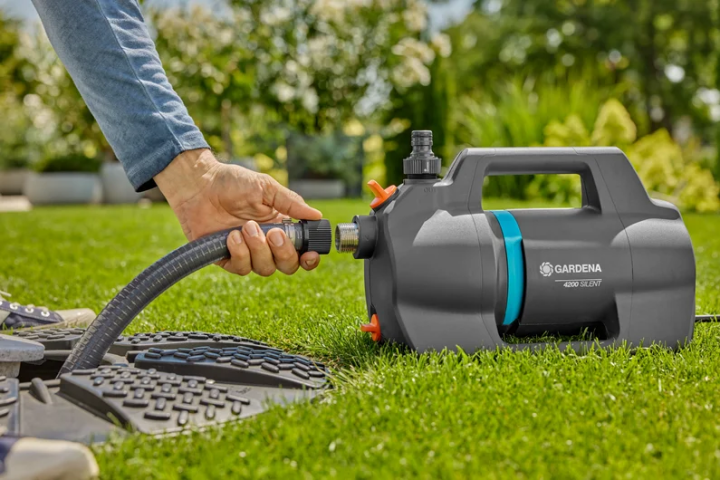 Купити Насос Gardena 4200 садовий Silent (09054-20.000.00). Офіційний магазин Хускварна Україна, фірмова гарантія з доставкою по Украіні