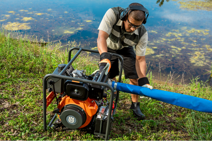 Купить Насос водяной Husqvarna W80DE (9708393-01). Официальный магазин Хускварна Украина, фирменная гарантия с доставкой по Украине.