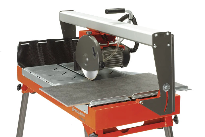 Купити Плиткоріз Husqvarna TS66R 8"/200мм + Диск GS2S (9651537-01). Офіційний магазин Хускварна Україна, фірмова гарантія з доставкою по Украіні