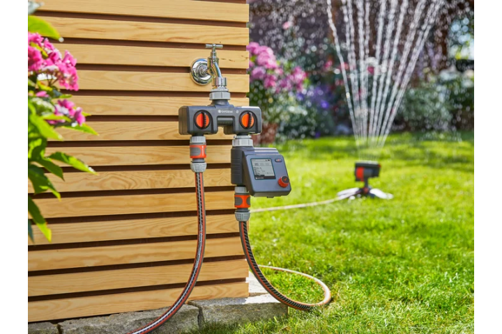 Купити Таймер подачі води Gardena Select (01891-29.000.00). Офіційний магазин Хускварна Україна, фірмова гарантія з доставкою по Украіні