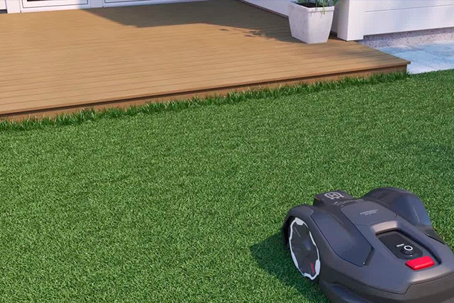 Система EdgeCut Роботи Husqvarna Україна. Фірмовий магазин Хускварна