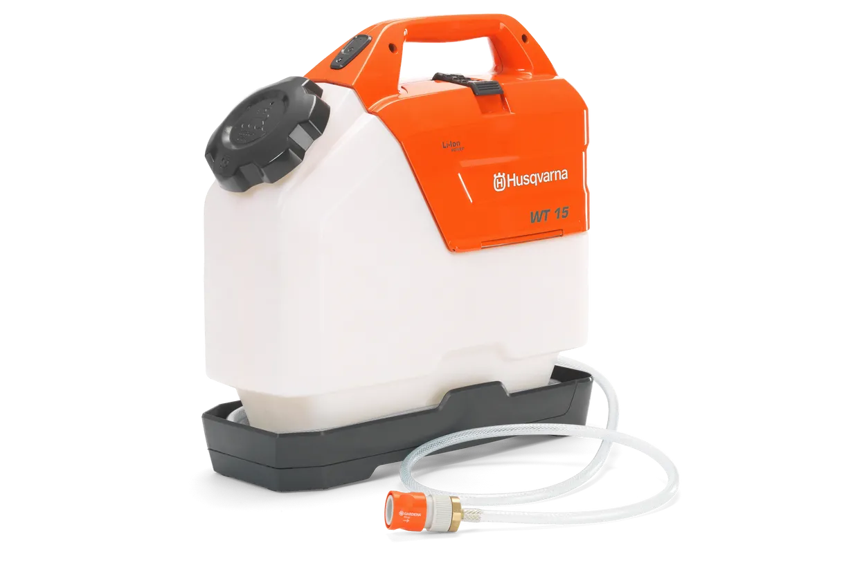 Купить Насос аккумуляторный Husqvarna WT15 с баком для воды 15л (9667083-01) Фирменный интернет магазин официальная садовая техника Хускварна Украина в Ирпене