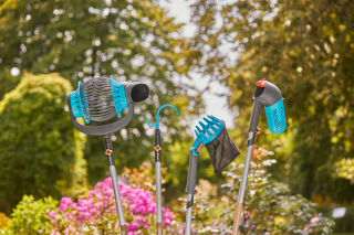 Купити Плодознімач Gardena Combisystem BerryPicker для збирання ягід  (17400-20.000.00) Фірмовий інтернет магазин офіційного інструменту Гардена Україна в Ірпіні