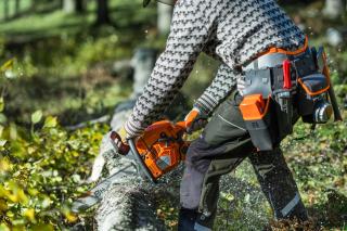 Купити Бензопила Husqvarna 450S (9707026-15) Фірмовий інтернет магазин офіційна садова техніка Хускварна Україна в Ірпіні