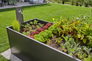 Купити Комплект полива Gardena Micro-Drip-System Raised Bed Set для высоких грядок на 35 растений Фірмовий інтернет магазин офіційна садова техніка Гардена Україна в Ірпіні
