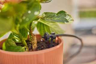 Купити Комплект поливу Gardena Micro-Drip-System Balcony Set на 15 рослин Фірмовий інтернет магазин офіційна садова техніка Гардена Україна в Ірпіні