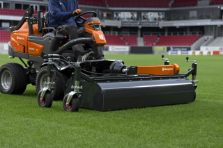 Купити Очисник гібридного газону Husqvarna 150см до райдерів Р 500DX-ї серії (5464861-01) Офіційний інтернет магазин Хускварна Україна